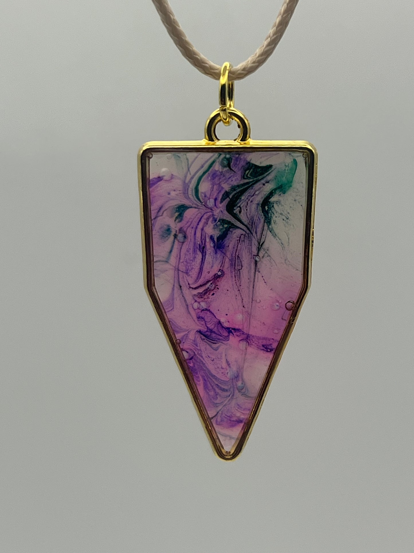 Kaleidoscope Arrow Resin Pendant Necklaces